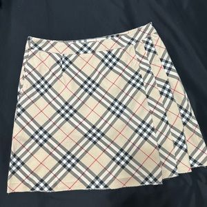Burberry skirt